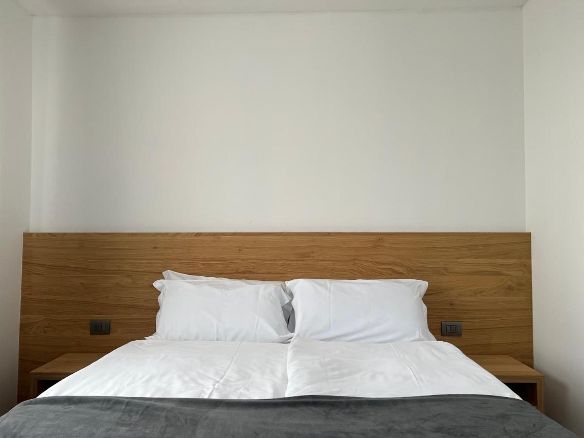 Hotel Belvedere Spiazzi Di Caprino Екстер'єр фото
